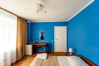 Гостиница  Bed and Breakfast  Курск Номер стандарт с 1 двуспальной кроватью-3