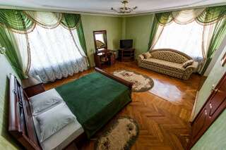 Гостиница  Bed and Breakfast  Курск Номер стандарт семейный-4
