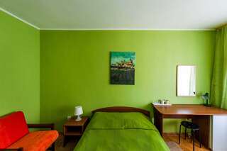 Гостиница  Bed and Breakfast  Курск Номер стандарт с 1 двуспальной кроватью-10